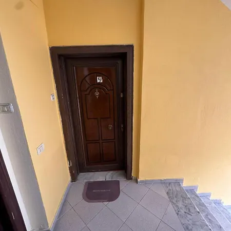 Kledi Apartment *